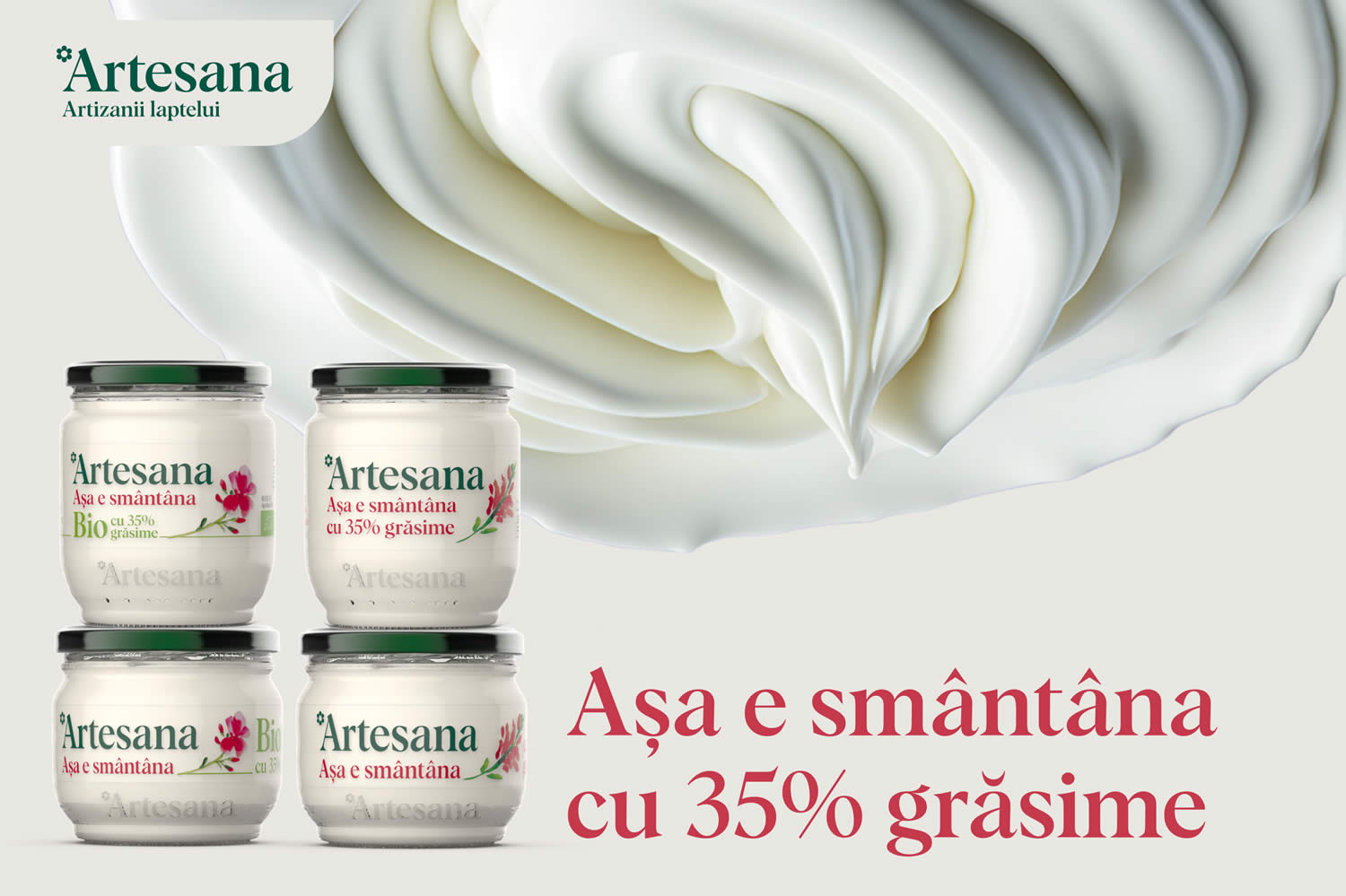 Smântână Artesana cu 35% grăsime, disponibilă în variante convențională și ecologică, obținută din lapte integral românesc și ambalată în borcan de sticlă