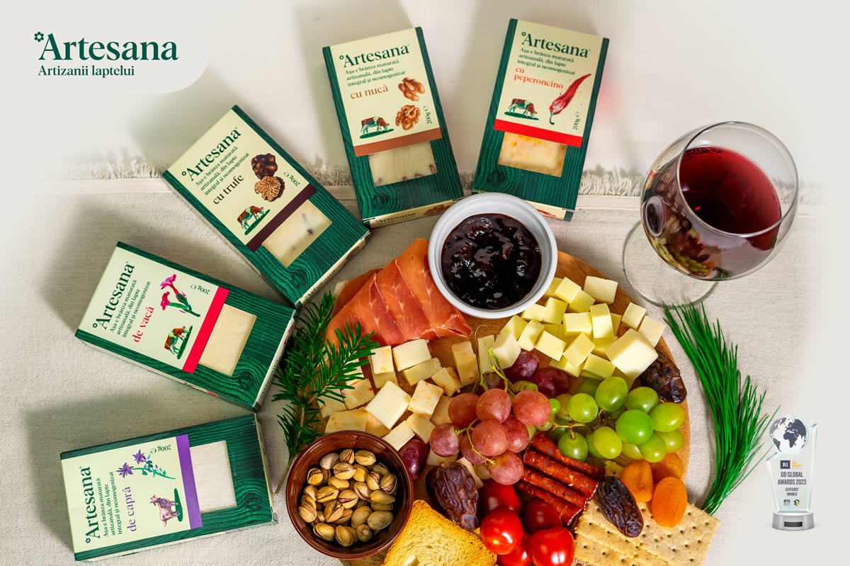 branzetui maturate Artesana: cu peperoncino, trufe, miez de nuca si peperoncino