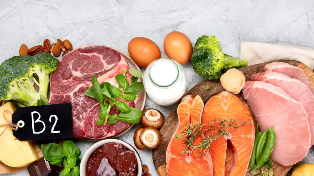 Diverse alimente care reprezintă surse de vitamina B2